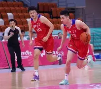 包含尤文图斯一球小胜晋级，半决赛轻松晋级的词条